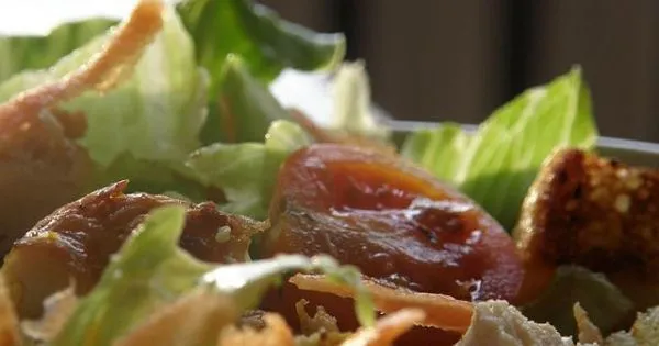 Zdjęcie Sałatka jak z McDonald's - prosty przepis na smakowitą wersję w domu