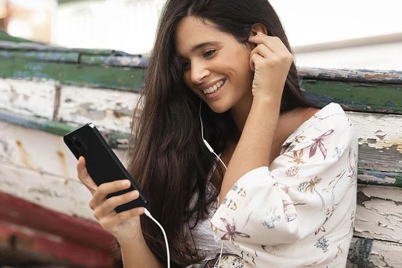 Zdjęcie Jak pobrać piosenkę z SoundCloud na telefon - proste metody i narzędzia
