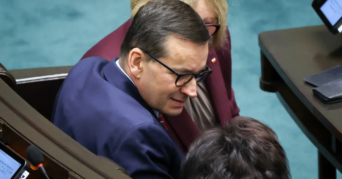 Zdjęcie Czy Morawiecki ma adoptowane dzieci? Odkryj szokujące fakty o rodzinie