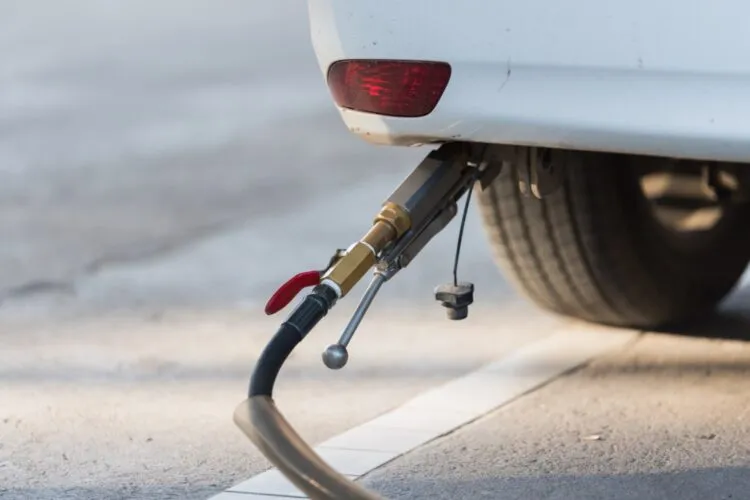 Zdjęcie Instalacja CNG co to? Poznaj zalety i działanie gazu ziemnego