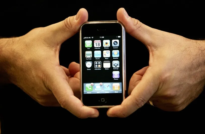 Zdjęcie Jak wygląda iPhone 1? Zaskakujące detale i design oryginału