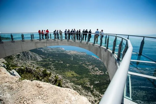 Zdjęcie Najlepsza trasa do Makarskiej: uniknij wysokich kosztów i korków