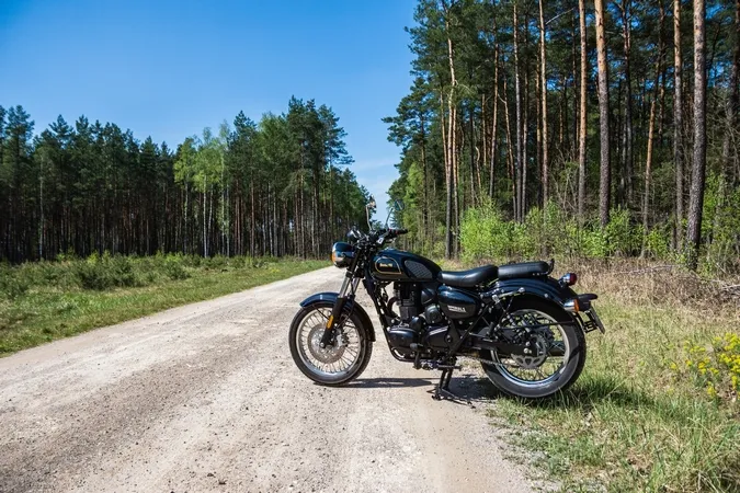 Zdjęcie Trasy motocyklowe łódzkie - odkryj najpiękniejsze szlaki i atrakcje