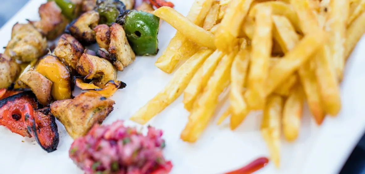 Zdjęcie Kebab jakie mięso wybrać? Odkryj najlepsze opcje dla siebie