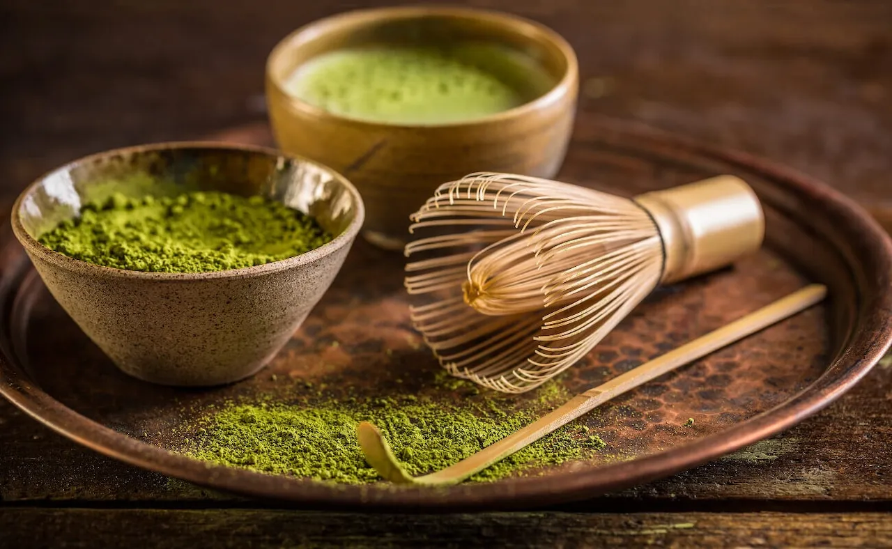 Zdjęcie Jak pić herbatę matcha, aby cieszyć się jej wyjątkowym smakiem?