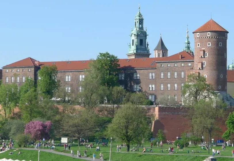 Zdjęcie Zamek królewski w Krakowie: odkryj jego fascynującą historię i atrakcje
