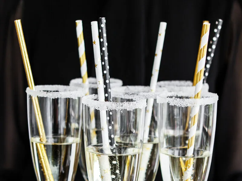 Zdjęcie Przepisy na drinki z cukrem na szklance, które zachwycą gości