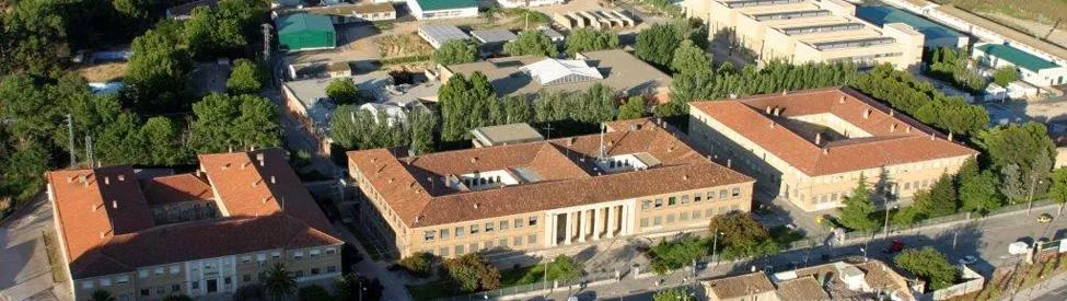 Zdjęcie Facultad de Veterinaria Unizar: Programas, Instalaciones y Más Información