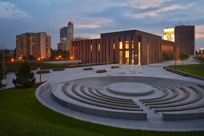 Zdjęcie Wielka orkiestra symfoniczna skład – jakie instrumenty tworzą harmonię?