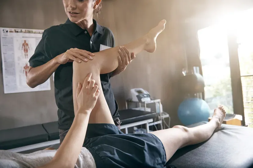 Zdjęcie Czy potrzebne skierowanie do fizjoterapeuty? Sprawdź, co musisz wiedzieć