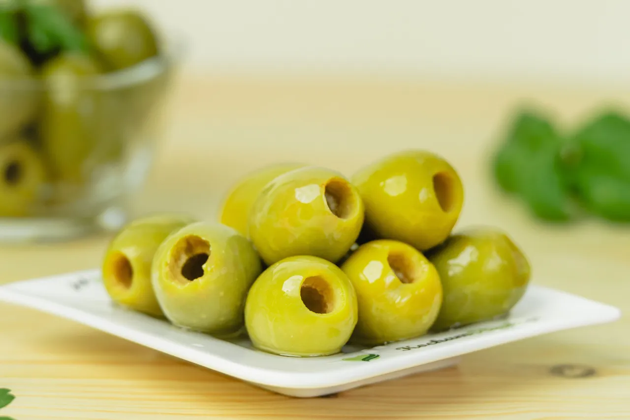 Zdjęcie Czy zielone oliwki są zdrowe? Sprawdź ich korzyści i ryzyko