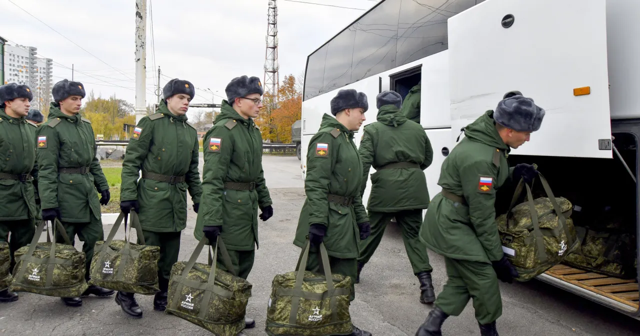 Zdjęcie Ile trwa służba wojskowa w Rosji? Zaskakujące fakty i szczegóły
