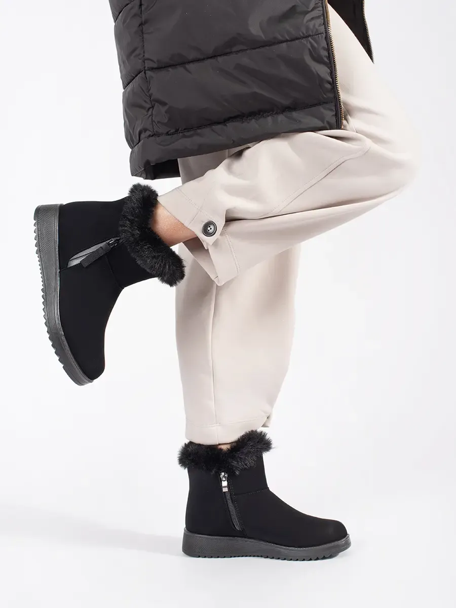 Zdjęcie Buty bez obcasa jak się nazywają? Odkryj wygodne modele obuwia