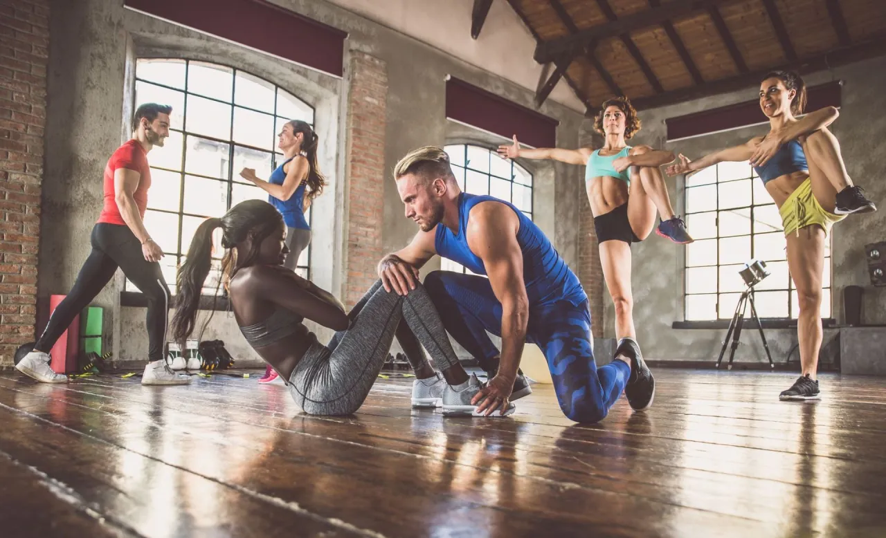 Zdjęcie WOD CrossFit co to? Poznaj najlepsze treningi dnia i ich zasady