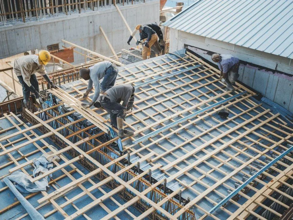 Zdjęcie Prosty sposób jak zrobić dach z płyty OSB: praktyczny poradnik dla majsterkowiczów