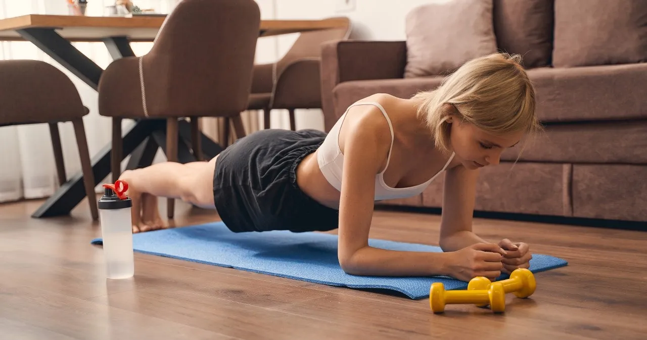 Zdjęcie Cardio rano czy wieczorem - co wybrać dla lepszych wyników?