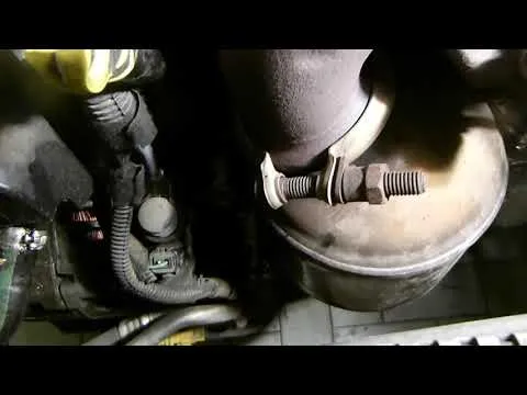 Zdjęcie Jak wymontować alternator peugeot 206 - uniknij kosztownych błędów