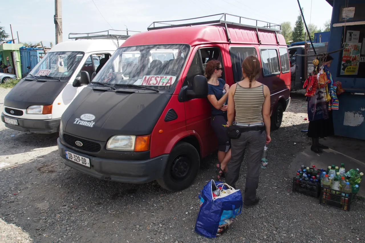 Zdjęcie Kutaisi skąd odjeżdża marszrutka – uniknij problemów z transportem