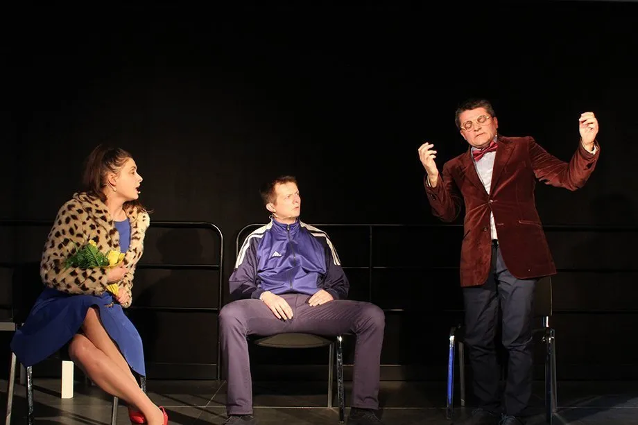 Zdjęcie Kabaret Rewers: Historia, występy i nadchodzące wydarzenia kabaretowe