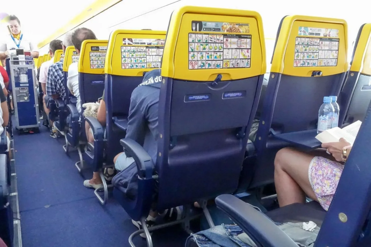 Zdjęcie Ile jest miejsc w samolocie Ryanair? Zaskakujące fakty o pojemności