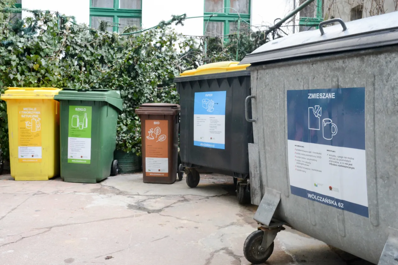 Zdjęcie Ile kosztuje wywóz śmieci? Zaskakujące różnice w opłatach w Polsce