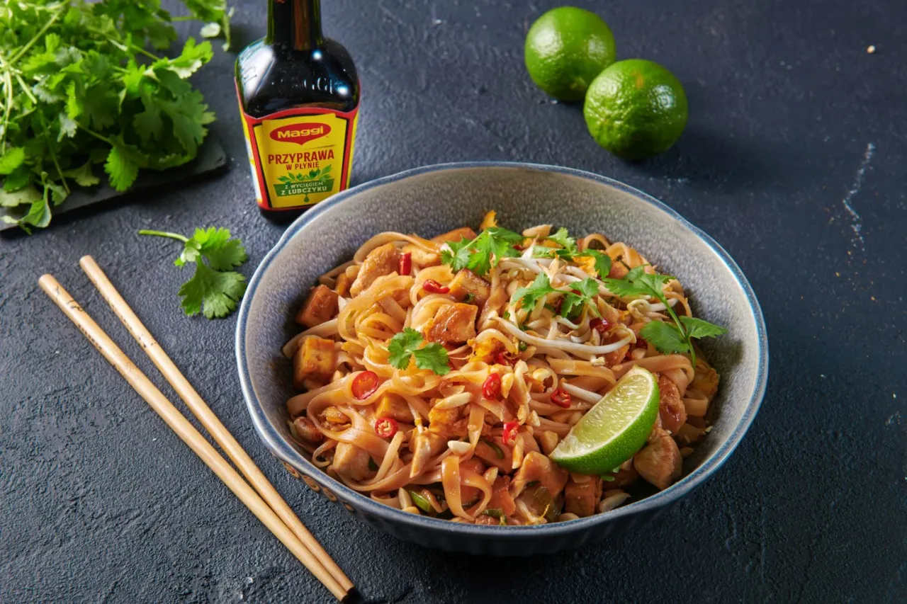 Zdjęcie Ile kalorii ma pad thai? Zaskakujące wartości kaloryczne tego dania