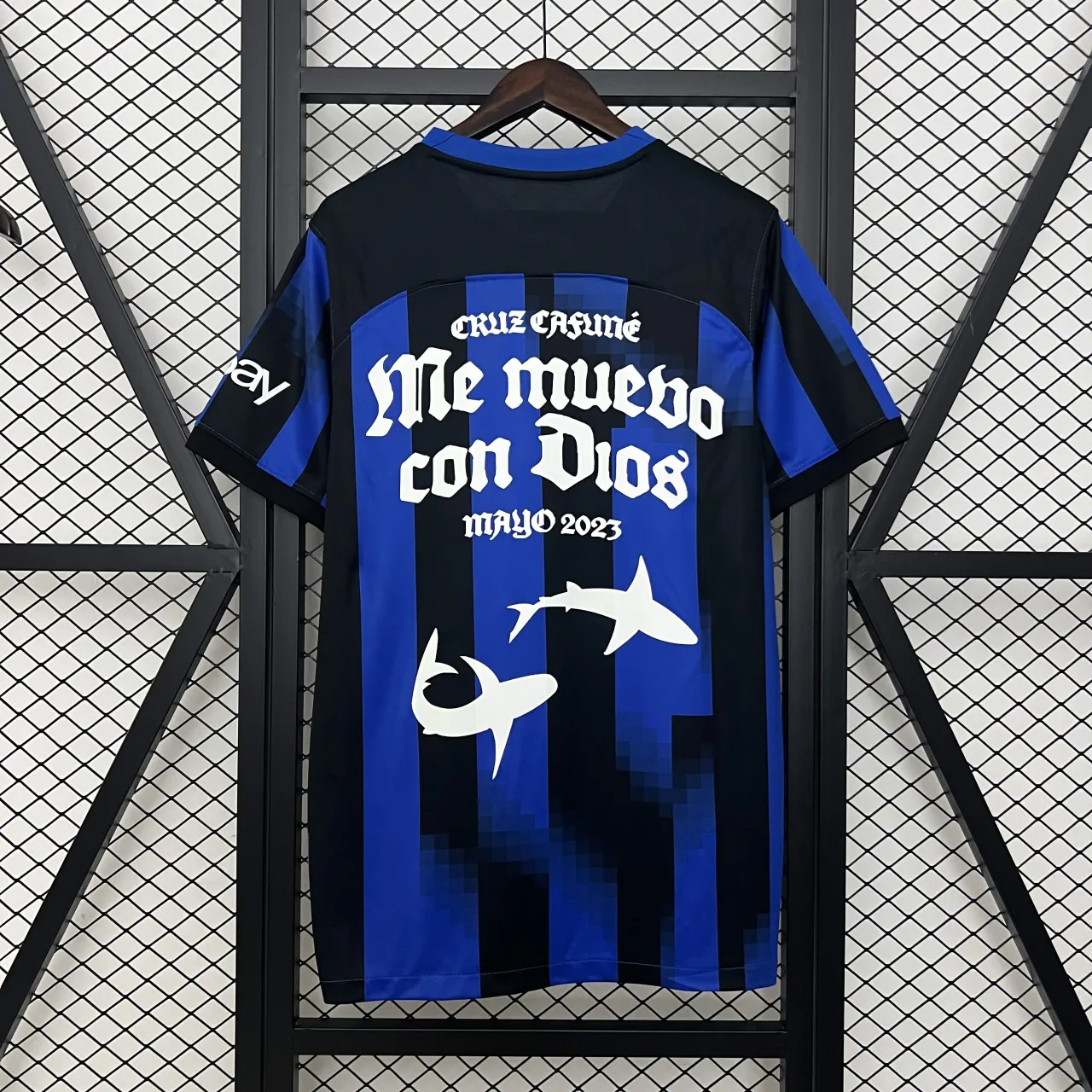 Zdjęcie Cruz Cafuné camiseta de fútbol: diseño exclusivo y dónde comprarla