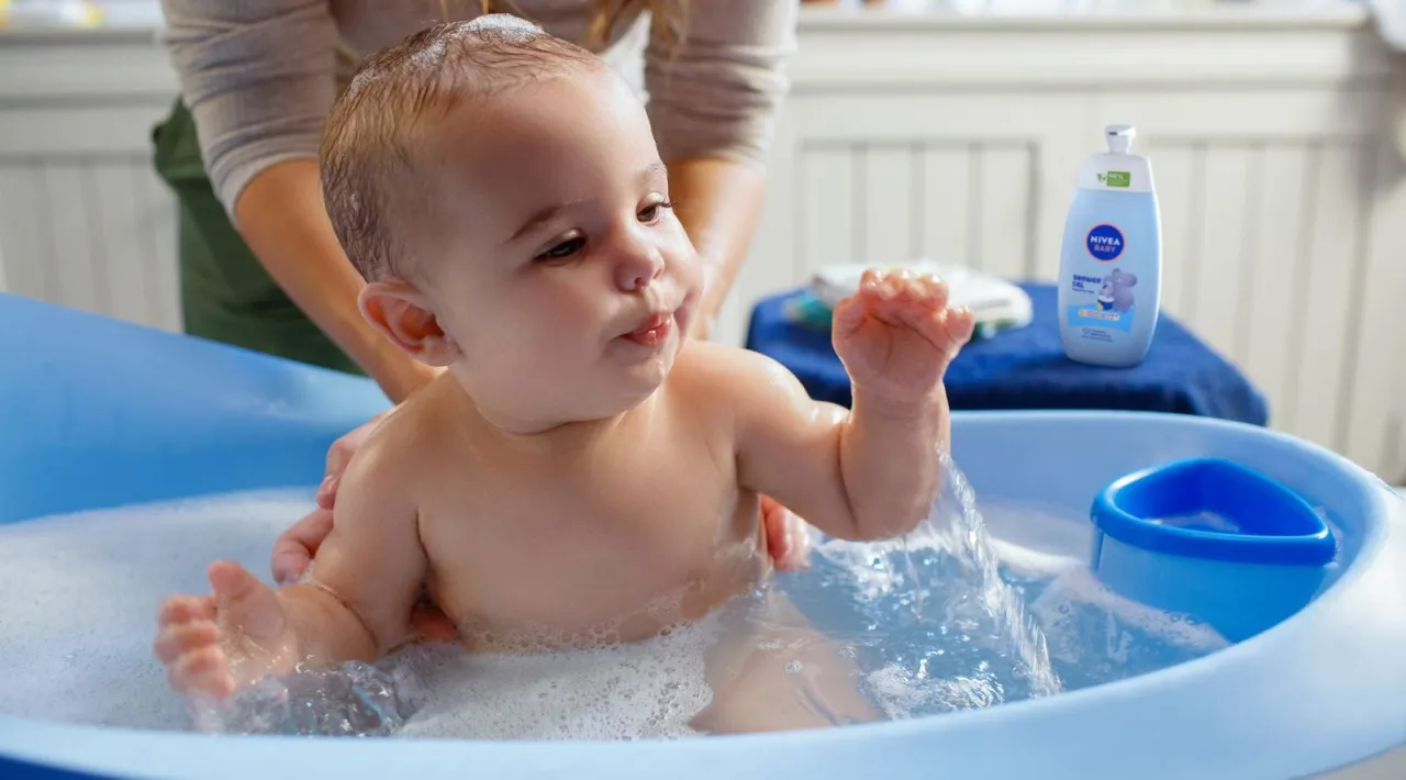 Zdjęcie Jak widzi noworodek nivea i czy to bezpieczne dla jego wrażeń?