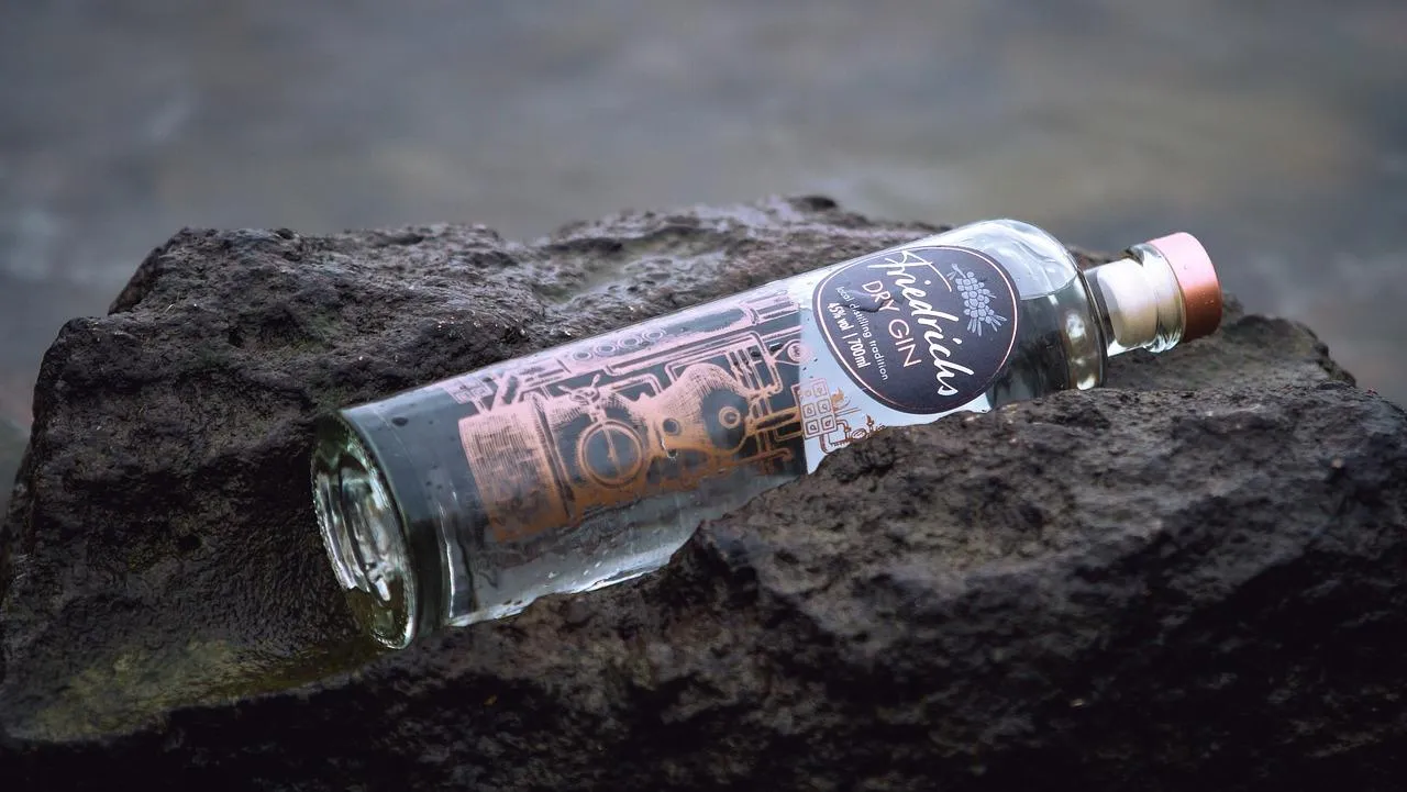 Zdjęcie Ile kalorii ma butelka wódki? Zaskakujące fakty o alkoholu