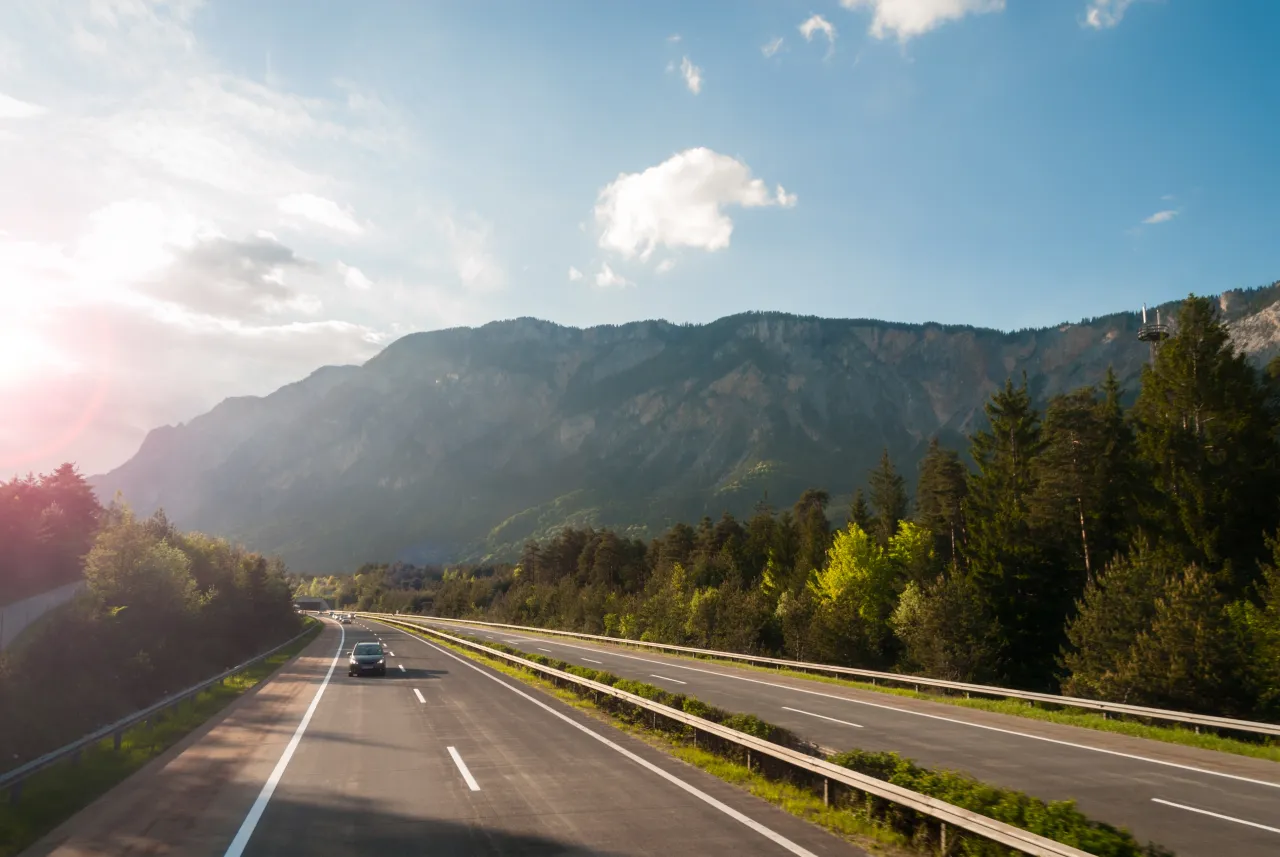 Zdjęcie Ile kosztuje autostrada w Austrii? Sprawdź ukryte opłaty i ceny