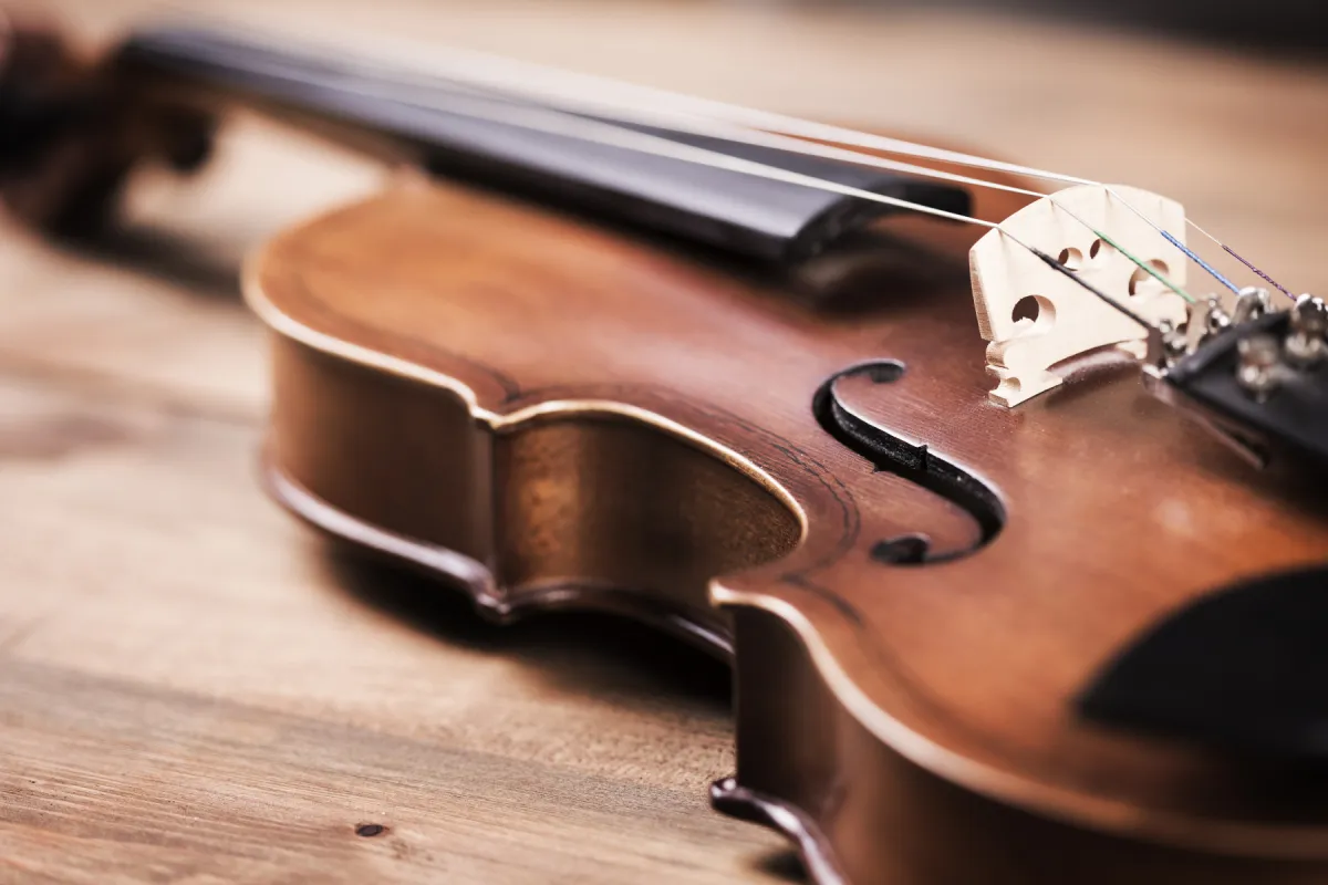 Zdjęcie Ile kosztują skrzypce? Poznaj ceny i wybierz najlepszy instrument