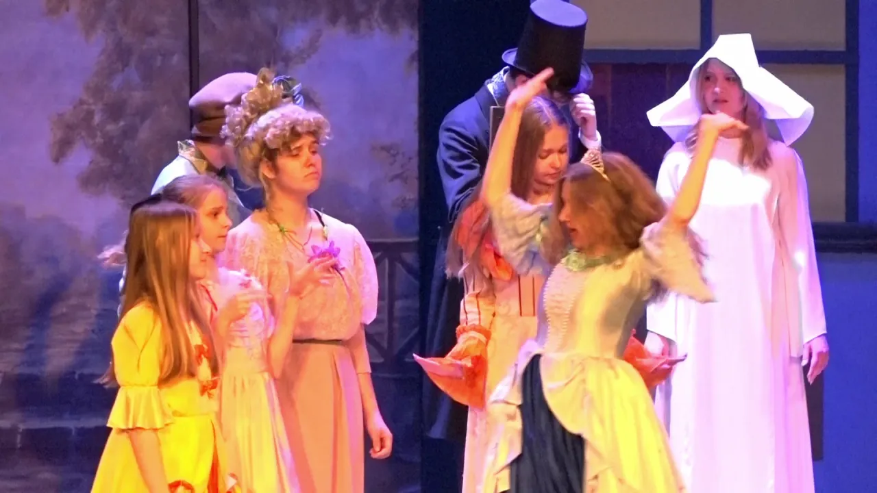 Zdjęcie Teatr Skene - historia, spektakle i wpływ na młodych widzów