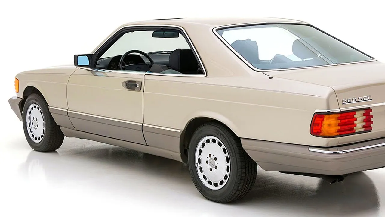 Zdjęcie Mercedes-Benz 560 SEC - Klasyczne coupe, które musisz poznać
