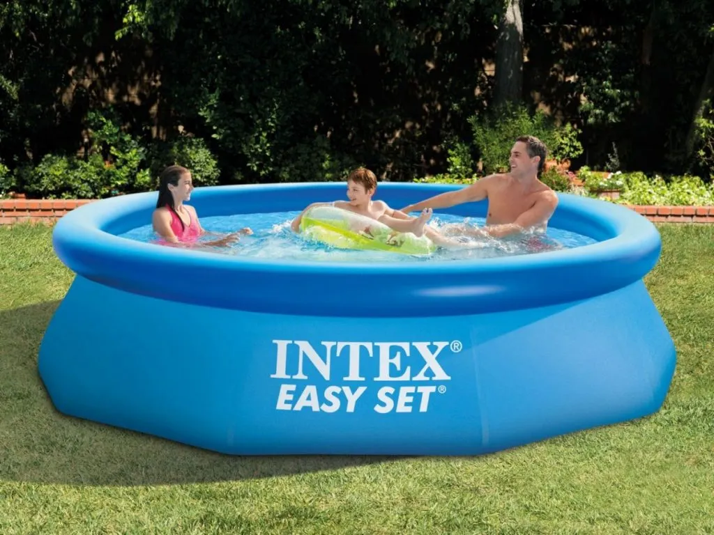 Zdjęcie Jaki basen ogrodowy Intex czy Bestway - który wybór jest lepszy?