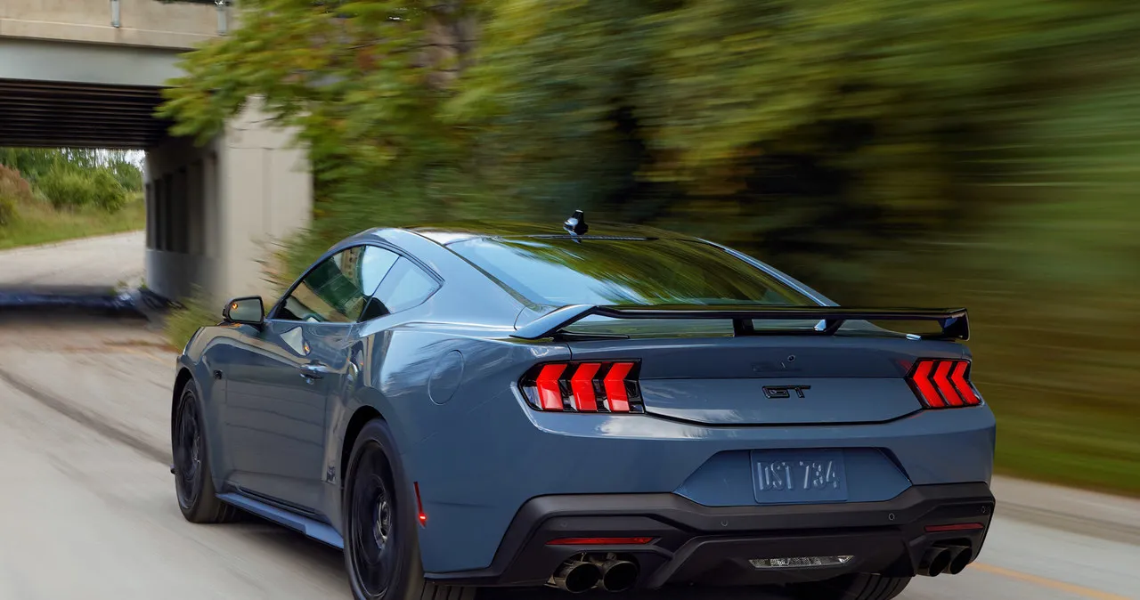Zdjęcie Ile kosztuje nowy Mustang? Sprawdź aktualne ceny i oszczędź na zakupie!