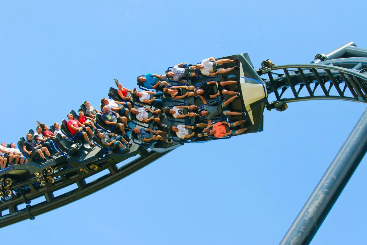 Zdjęcie Ile kosztowała budowa Hyperiona? Szokująca cena roller coastera