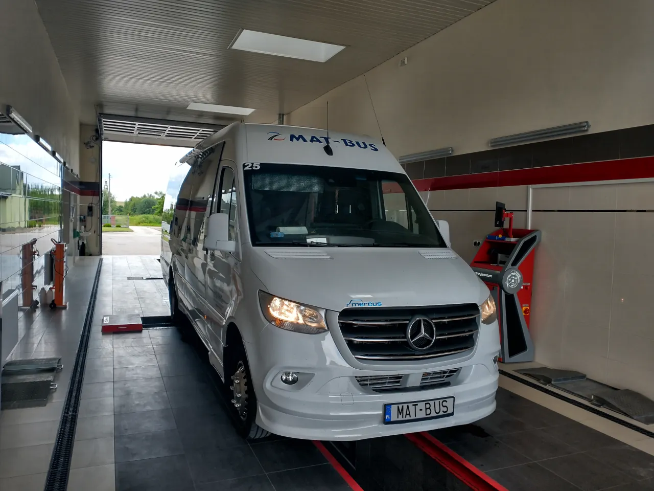 Zdjęcie Skąd odjeżdża mat bus w Niepołomicach? Oto kluczowe przystanki