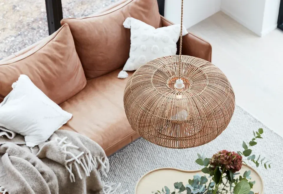 Zdjęcie Jaką lampę do salonu wybrać, aby stworzyć idealną atmosferę?