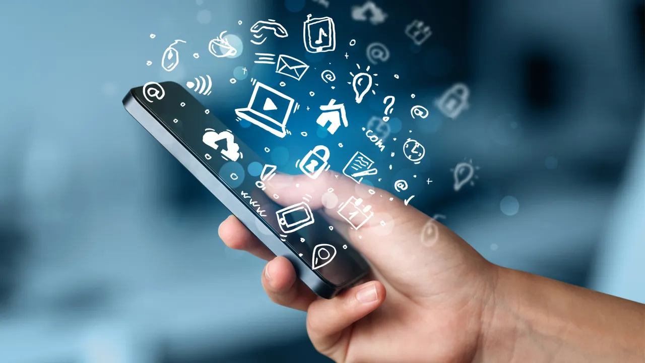 Zdjęcie W czym pisać aplikacje mobilne – wybierz najlepsze technologie i języki