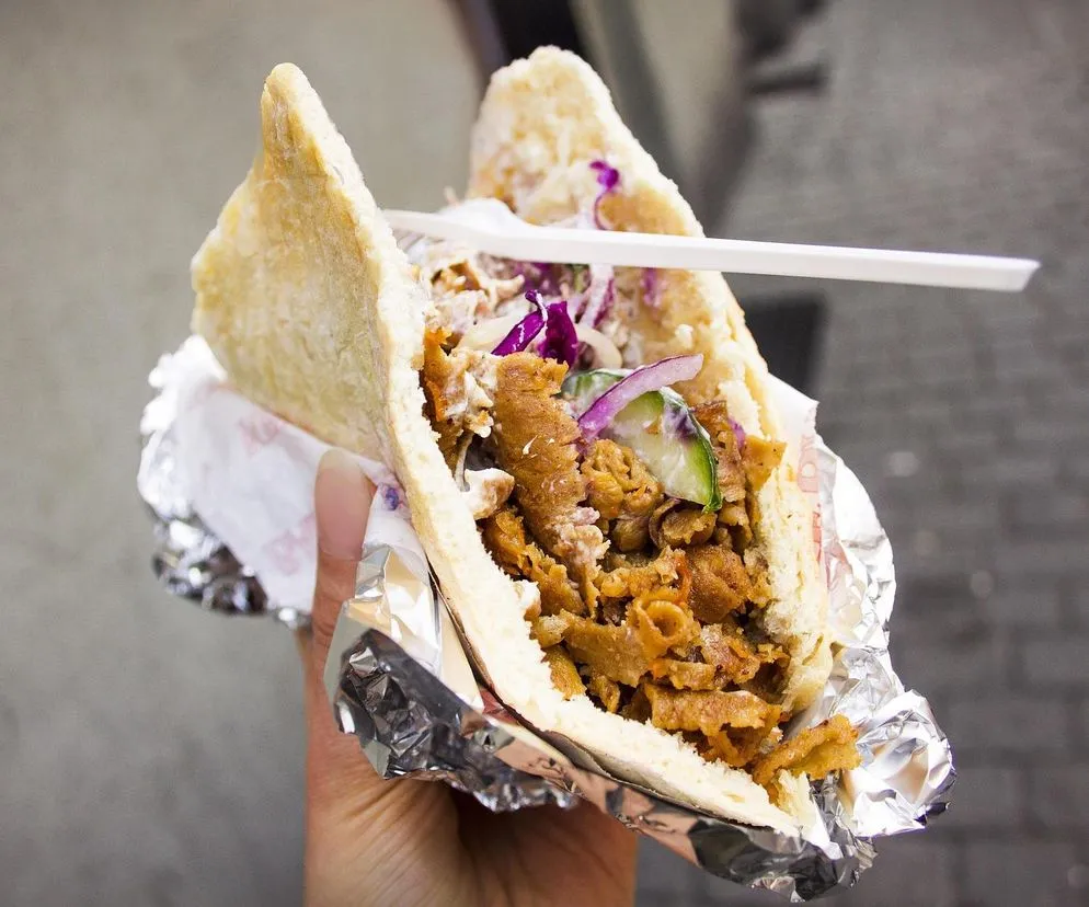 Zdjęcie Ile jest kebabów w Polsce? Zaskakujące statystyki i fakty