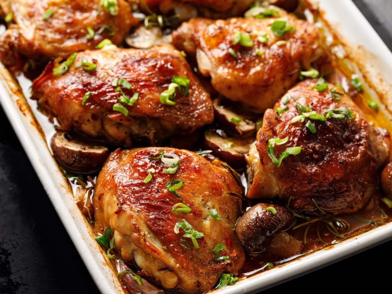 Zdjęcie Pomysły na obiad z resztek pieczonego kurczaka, które zaskoczą smakiem