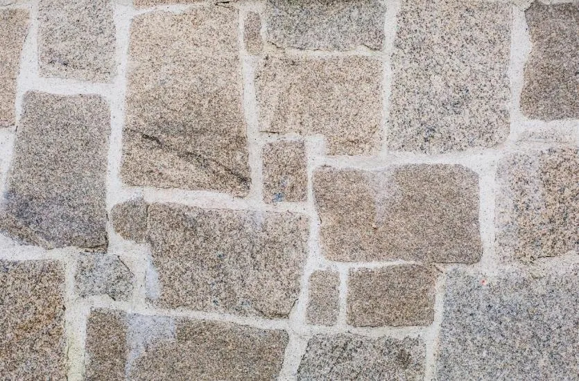 Zdjęcie Jaką zaprawę do kamienia naturalnego wybrać, aby uniknąć błędów?