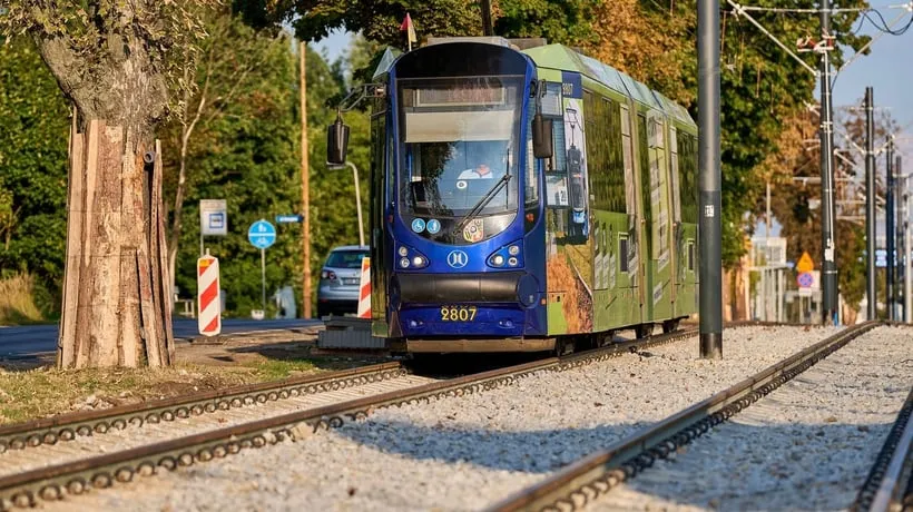 Zdjęcie Gdzie na Kopernika zatrzymuje się dyrda? Sprawdź najbliższe przystanki