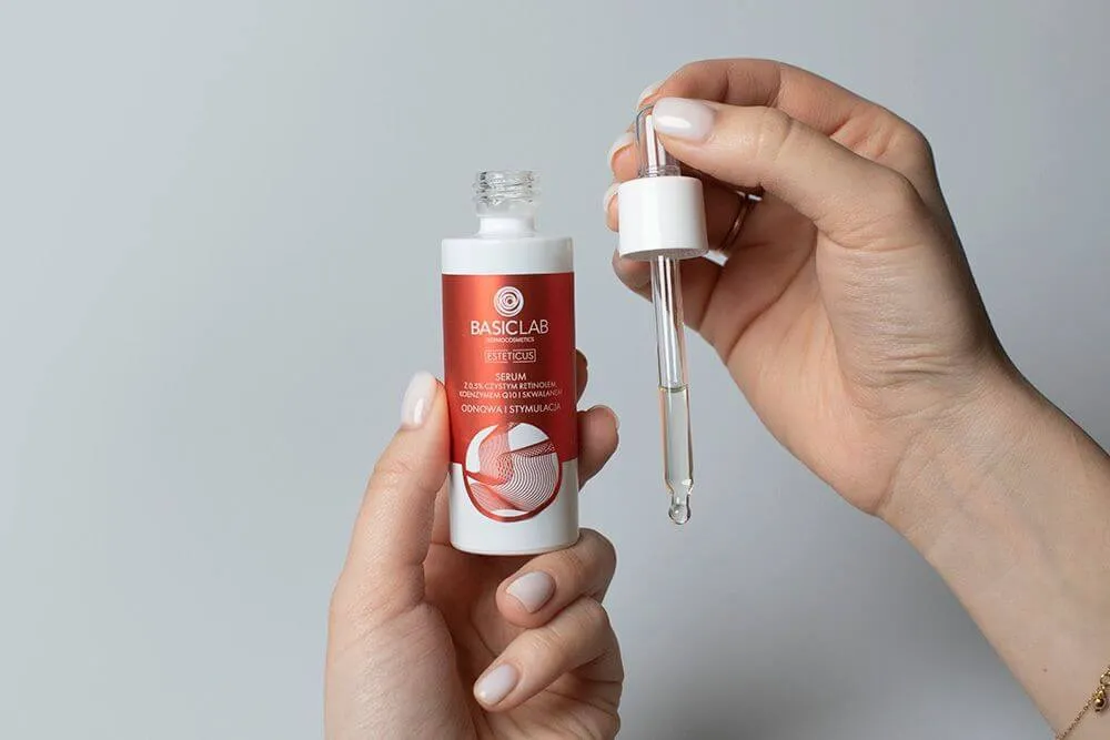 Zdjęcie Jak stosować serum z retinolem, aby uniknąć podrażnień i uzyskać efekty