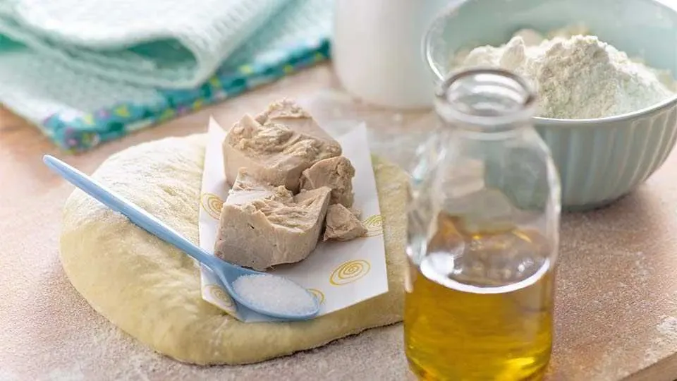 Zdjęcie Ile wyrasta ciasto na pizzę? Odkryj sekrety idealnego wyrastania