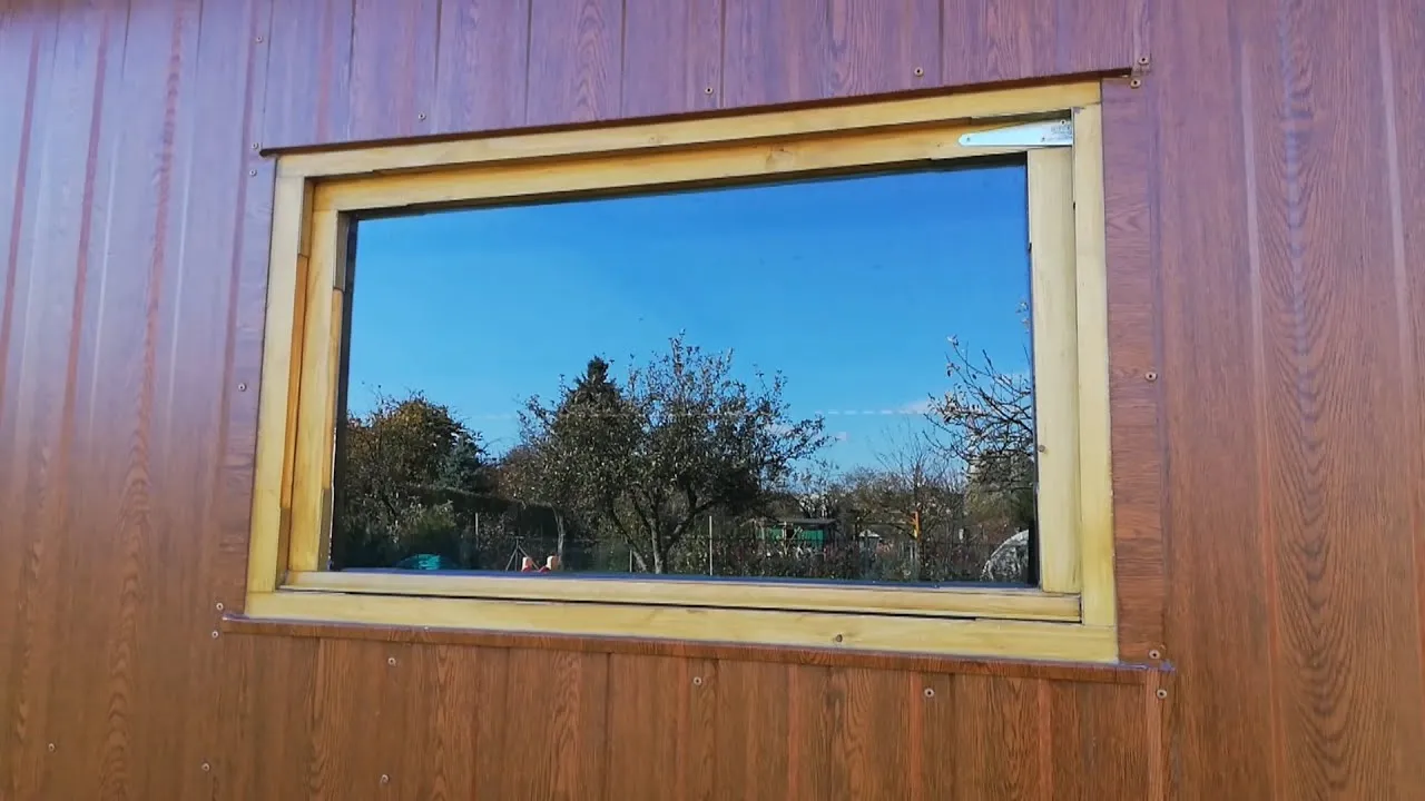 Zdjęcie Samodzielne okno do altany: Instrukcja krok po kroku DIY