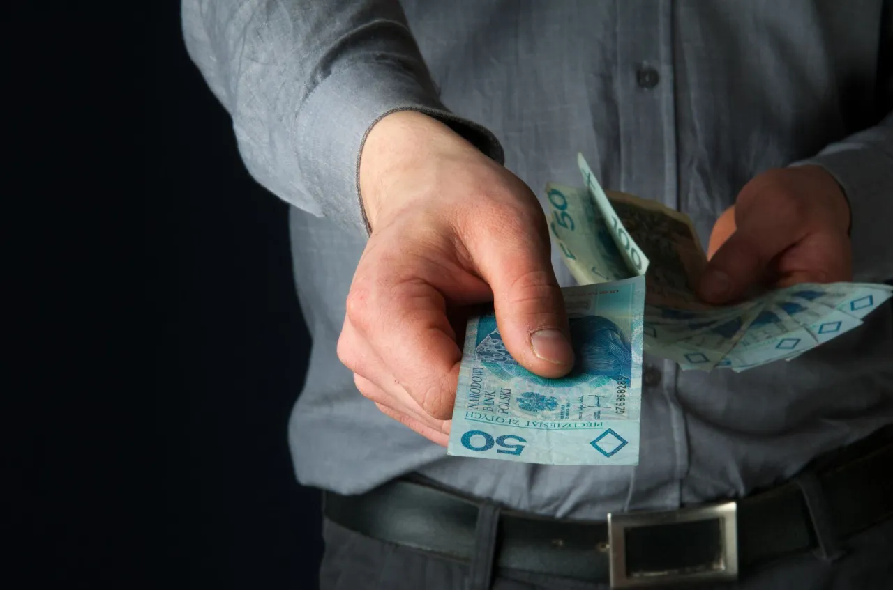 Zdjęcie Czy chwilówki można rozłożyć na raty? Poznaj fakty i opcje