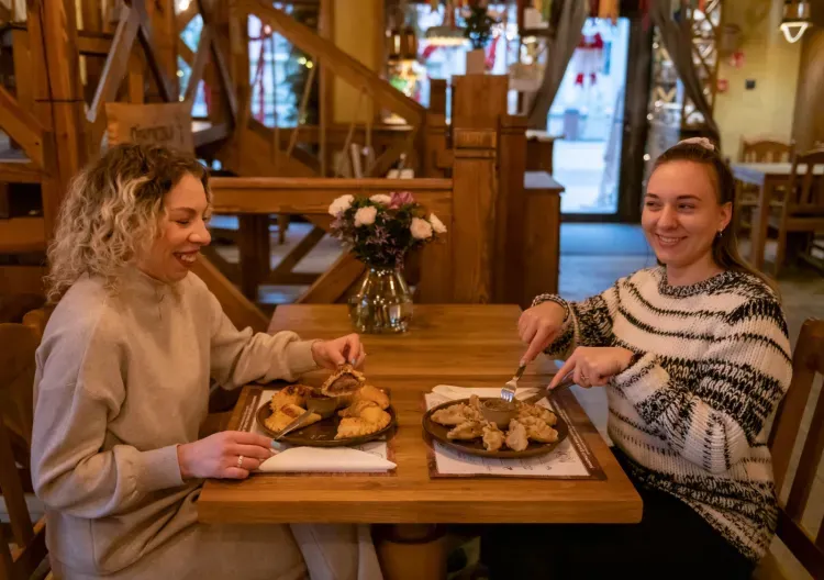 Zdjęcie Gdańsk Oliwa gdzie zjeść - odkryj najlepsze restauracje dla rodzin