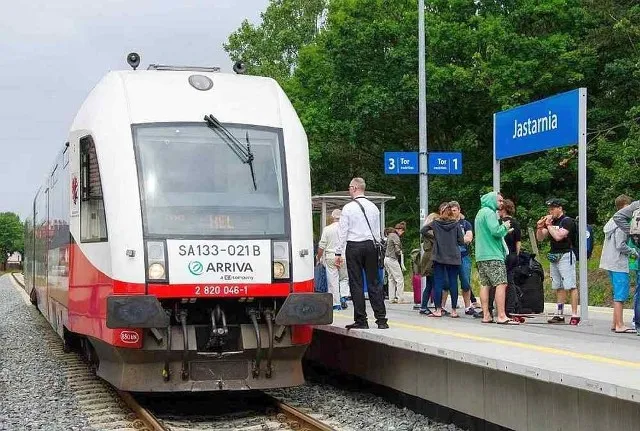 Zdjęcie Brak bezpośredniego pociągu z Krakowa do Władysławowa - co musisz wiedzieć?