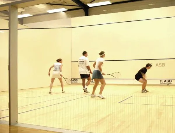 Zdjęcie Squash Łowicz - najlepsze kluby i korty do gry w squasha